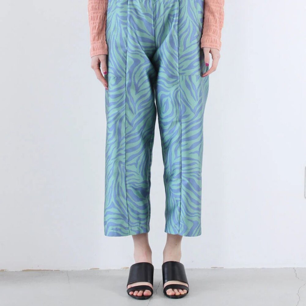 DO NOT BUY ISO - Nikki Chasin Patch Pants Size SMALL ANY PATTERN